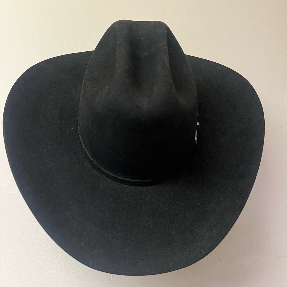 Vintage 4X Beaver Serratelli Cowboy Hat in Black.